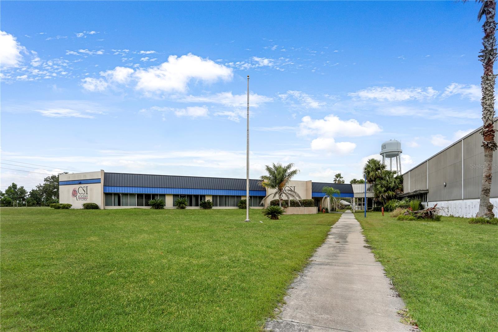 Corporate Building or Campus Building For Sale Near Gainesville, FL $3,300,000