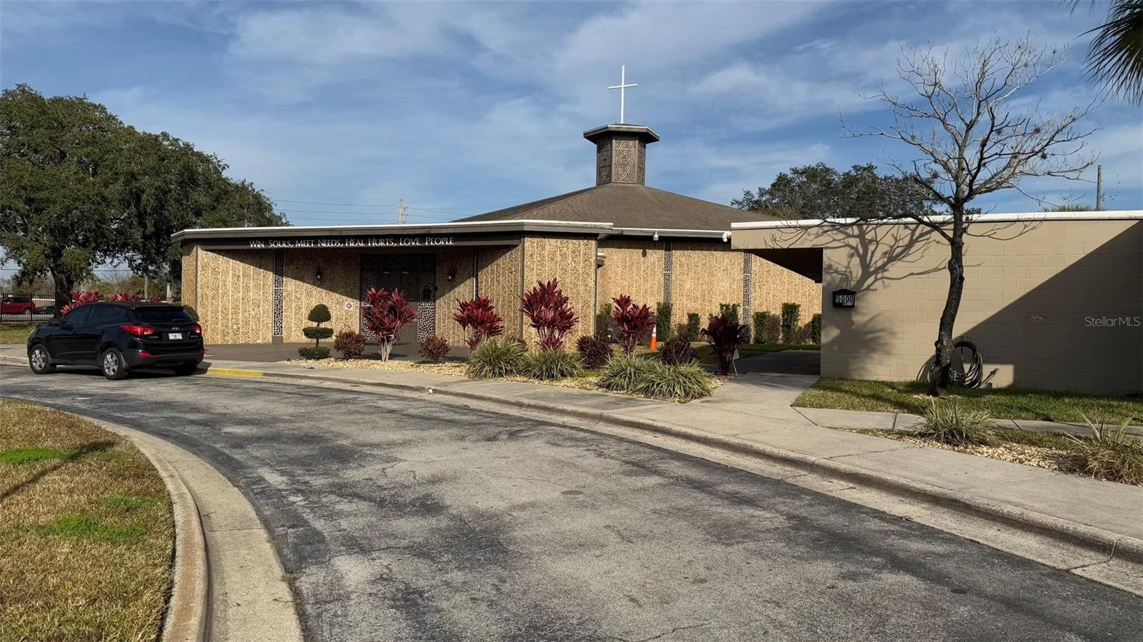 Church and School For Sale in Orlando, FL