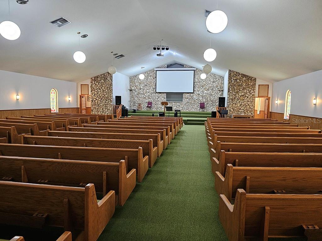 Church For Sale in Marion County, FL $1,250,000 Church For Sale in Marion County, FL $1,250,000