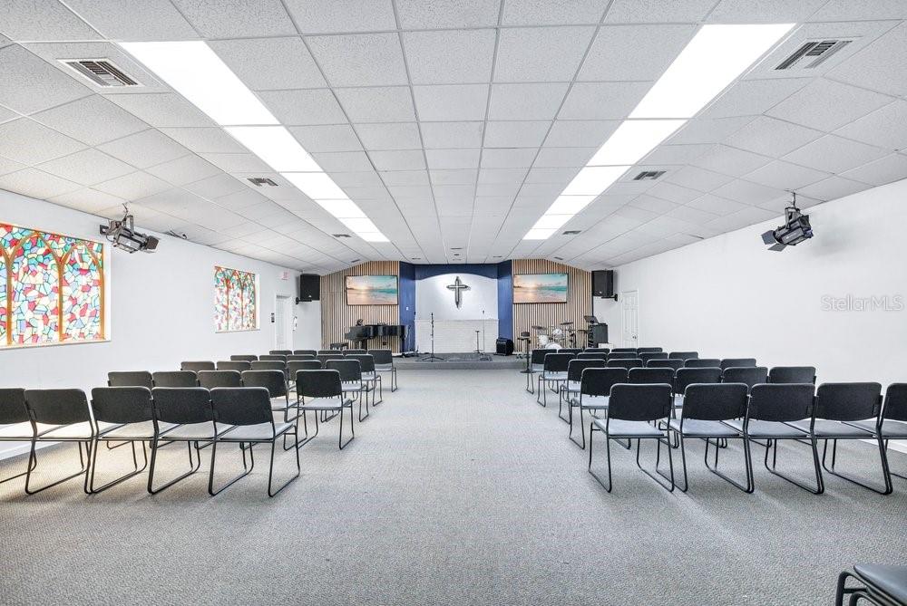 Church For Sale in Orlando, Florida - $589,900 Church For Sale in Orlando, Florida - $589,900