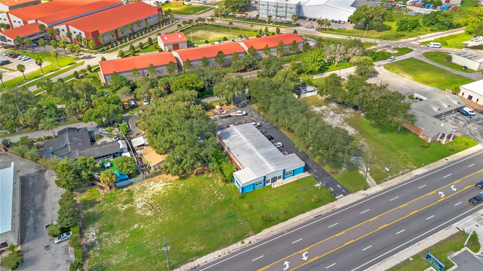 Large Commercial Building For Sale in Apopka, FL - Great for a School or Daycare $2,600,000