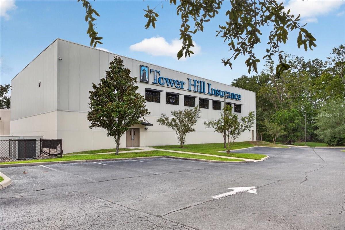 Large School Building For Sale in Gainesville, FL - 66k Sq Ft $10,900,000 Large School Building For Sale in Gainesville, FL - 66k Sq Ft $10,900,000