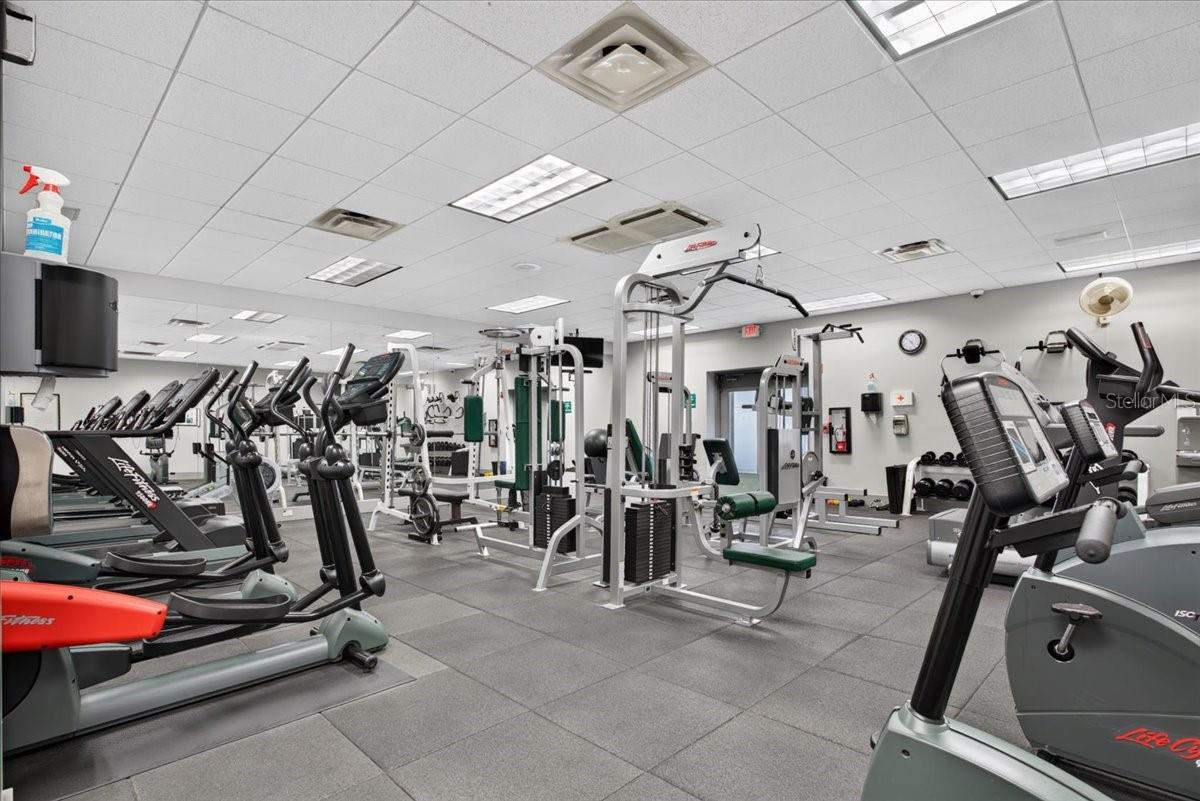 Large School Building For Sale in Gainesville, FL - 66k Sq Ft $10,900,000 Large School Building For Sale in Gainesville, FL - 66k Sq Ft $10,900,000